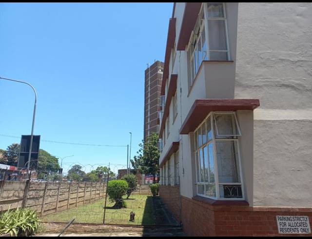 1 BEDROOM APARTMENT FOR SALE IN SCOTTSVILLE